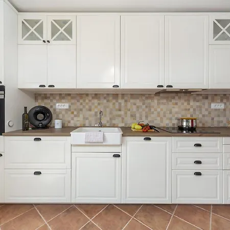 Holiday home Mirys Hideaway Dobrinj